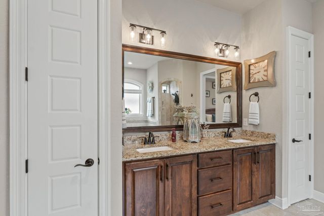 5955 Huntington Creek Blvd, Pensacola, FL 32526