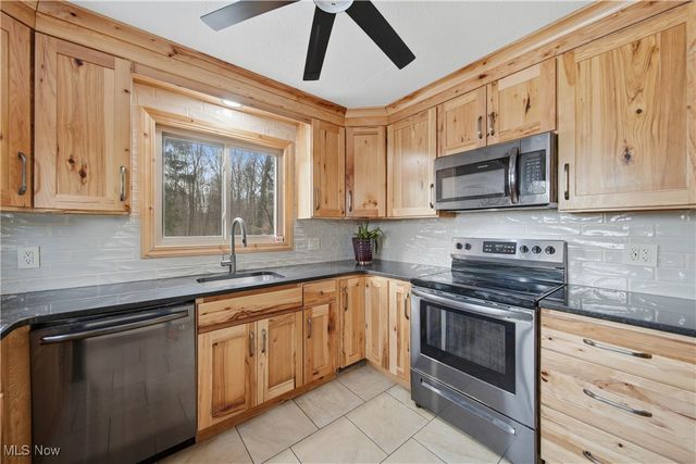 12430 Millersburg Road SW, Massillon, OH 44647