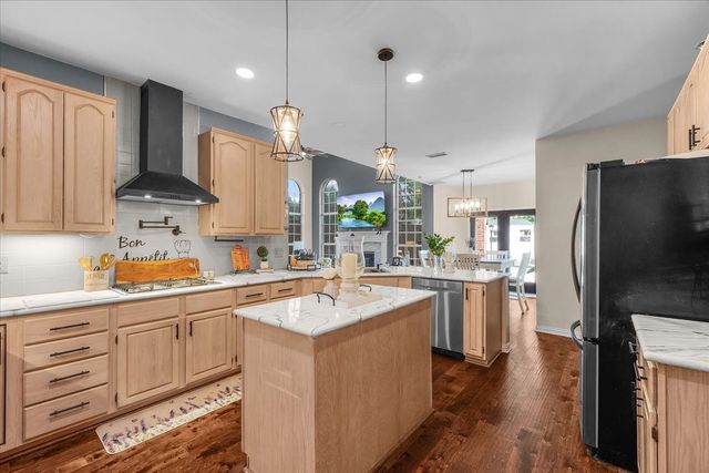 1910 Paloma Way, Arlington, TX 76006