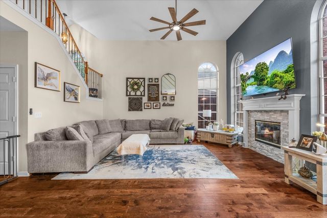 1910 Paloma Way, Arlington, TX 76006