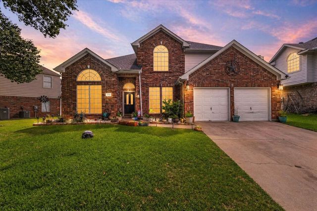 1910 Paloma Way, Arlington, TX 76006