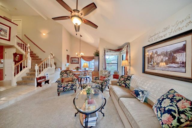 2001 Mendocino Way, Modesto, CA 95350