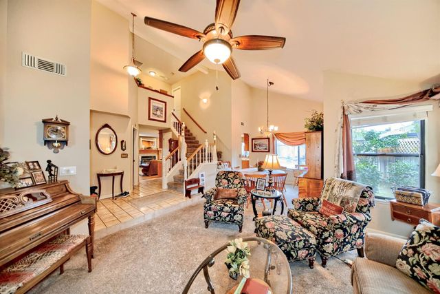 2001 Mendocino Way, Modesto, CA 95350