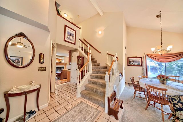 2001 Mendocino Way, Modesto, CA 95350