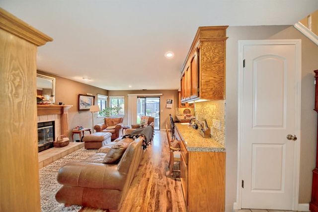 2001 Mendocino Way, Modesto, CA 95350