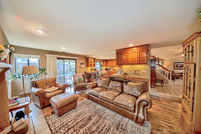 2001 Mendocino Way, Modesto, CA 95350