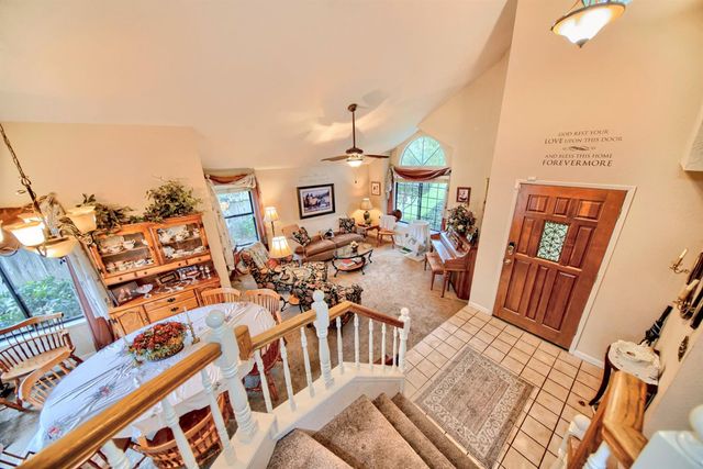 2001 Mendocino Way, Modesto, CA 95350