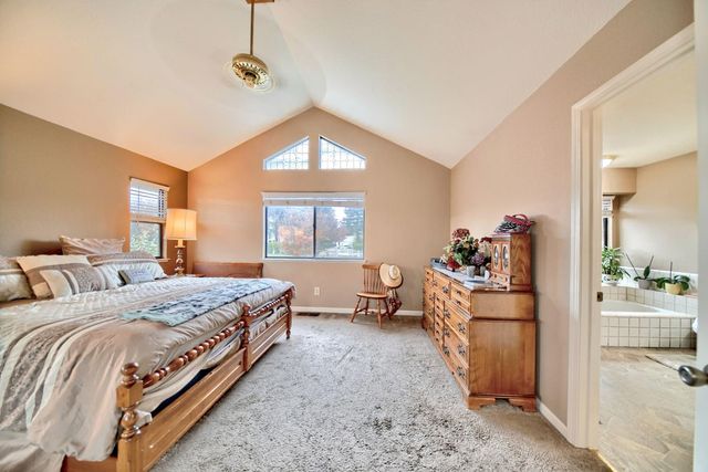 2001 Mendocino Way, Modesto, CA 95350