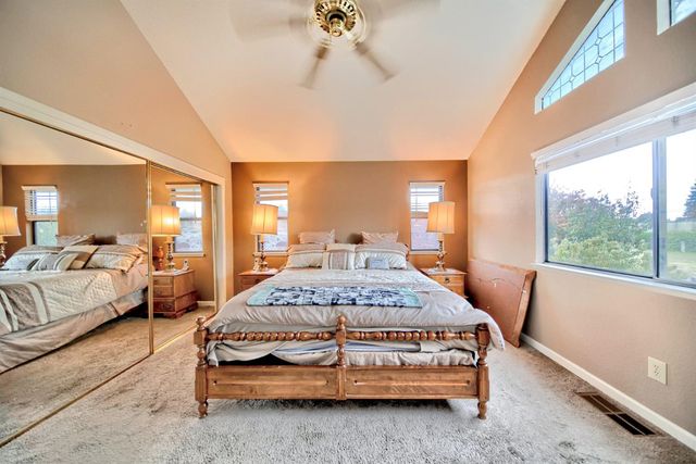 2001 Mendocino Way, Modesto, CA 95350