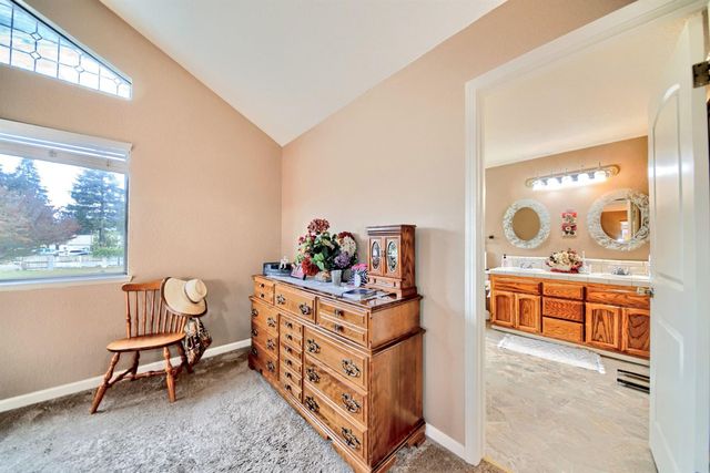 2001 Mendocino Way, Modesto, CA 95350