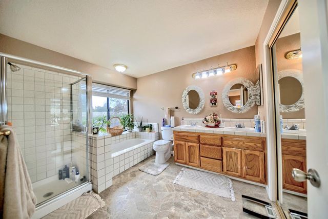 2001 Mendocino Way, Modesto, CA 95350