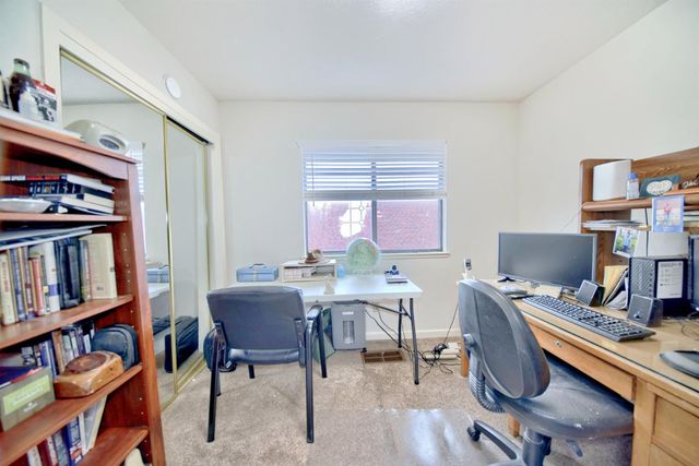 2001 Mendocino Way, Modesto, CA 95350