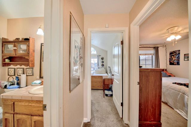 2001 Mendocino Way, Modesto, CA 95350