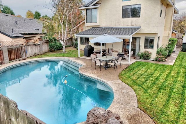 2001 Mendocino Way, Modesto, CA 95350