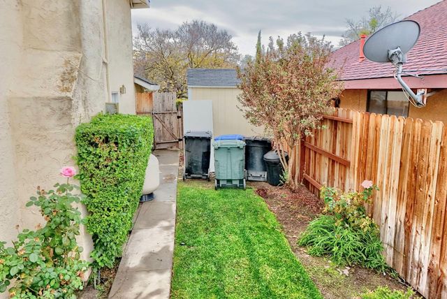 2001 Mendocino Way, Modesto, CA 95350