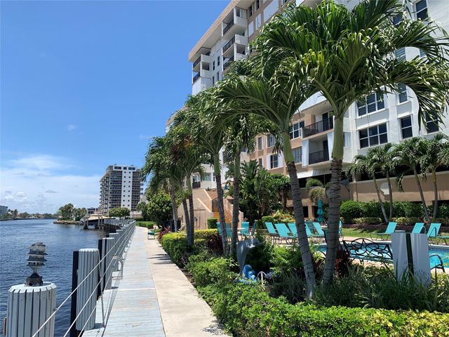 1150 Hillsboro Mile 207, Hillsboro Beach, FL 33062