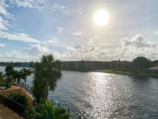 1150 Hillsboro Mile 207, Hillsboro Beach, FL 33062