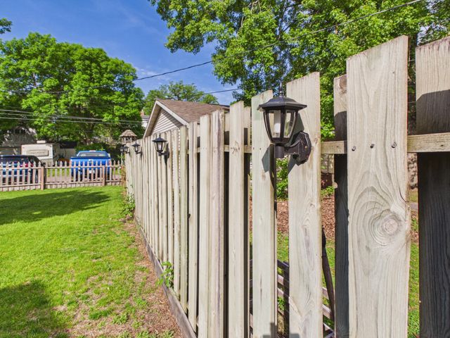 421 Raymond Avenue NE, Saint Cloud, MN 56304