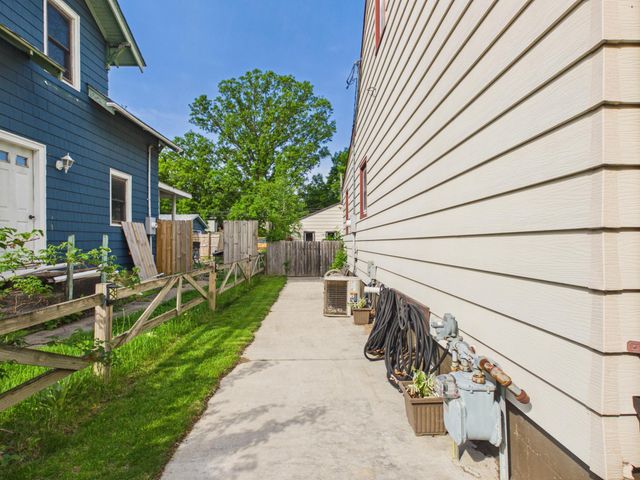 421 Raymond Avenue NE, Saint Cloud, MN 56304