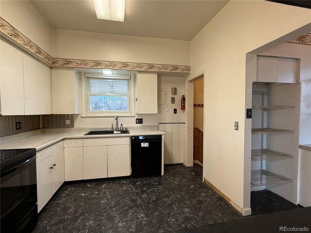 1651 Routt St, Lakewood, CO 80215