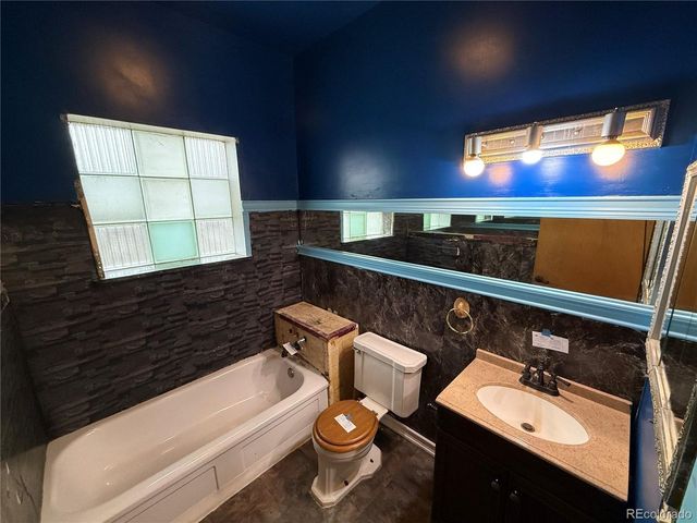 1651 Routt St, Lakewood, CO 80215