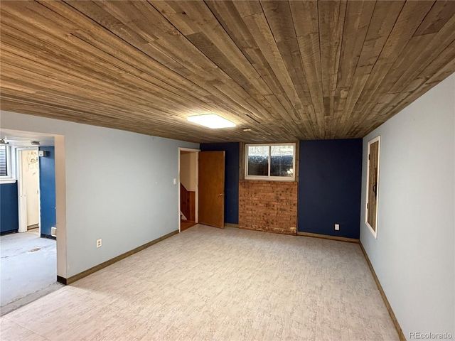 1651 Routt St, Lakewood, CO 80215