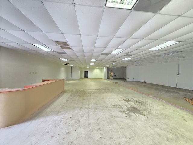 1616 Avenue F, Bay City, TX 77414