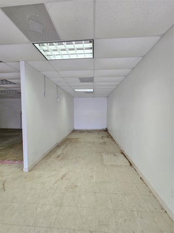 1616 Avenue F, Bay City, TX 77414