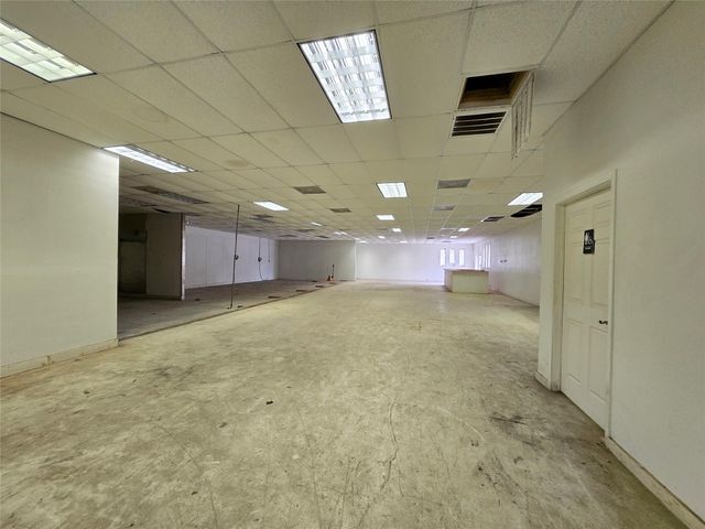 1616 Avenue F, Bay City, TX 77414