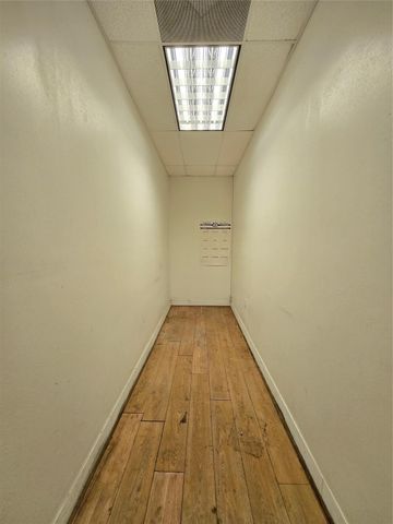 1616 Avenue F, Bay City, TX 77414