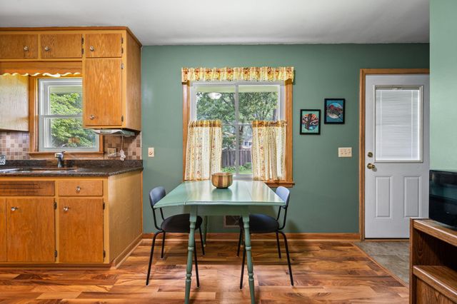 545 Miriam Street, Mendota Heights, MN 55118