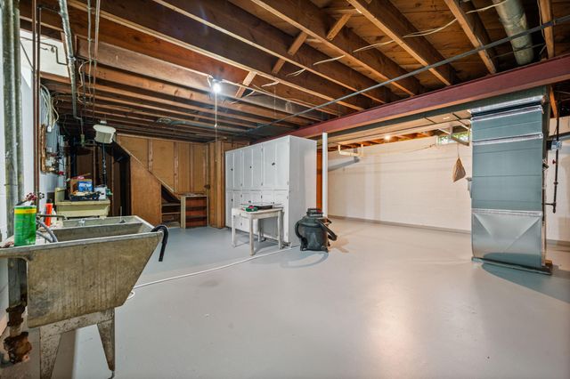 545 Miriam Street, Mendota Heights, MN 55118