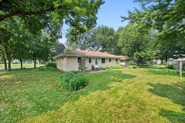 545 Miriam Street, Mendota Heights, MN 55118
