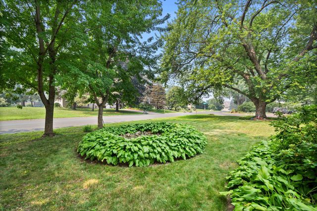 545 Miriam Street, Mendota Heights, MN 55118