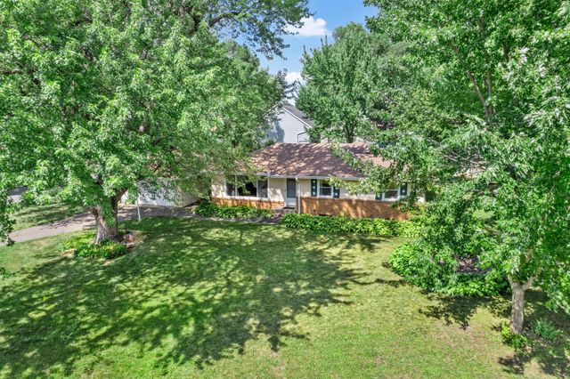 545 Miriam Street, Mendota Heights, MN 55118