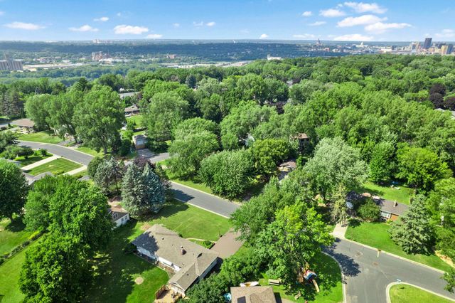 545 Miriam Street, Mendota Heights, MN 55118