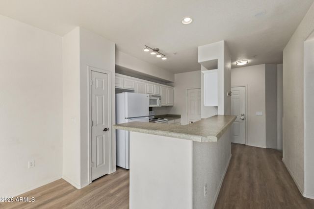 435 W RIO SALADO Parkway 210, Tempe, AZ 85281