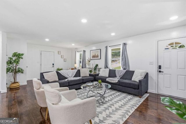1085 Azalea Circle, Marietta, GA 30062