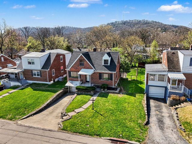 15 Gail Court, Taylor Mill, KY 41015