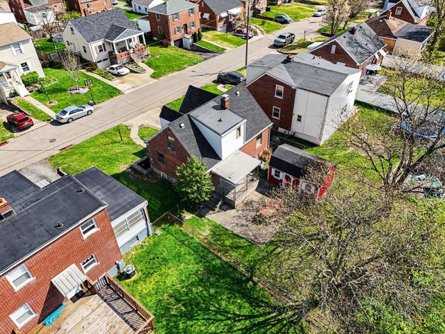 15 Gail Court, Taylor Mill, KY 41015