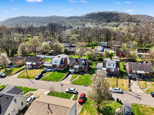 15 Gail Court, Taylor Mill, KY 41015