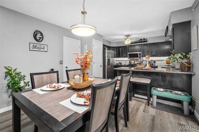 2150 Graystone Drive, St Charles, MO 63303