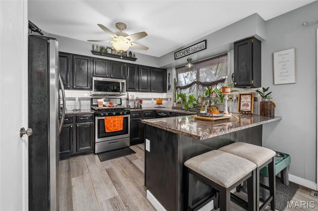 2150 Graystone Drive, St Charles, MO 63303