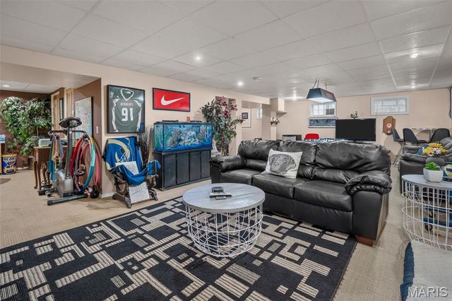 2150 Graystone Drive, St Charles, MO 63303