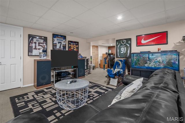 2150 Graystone Drive, St Charles, MO 63303