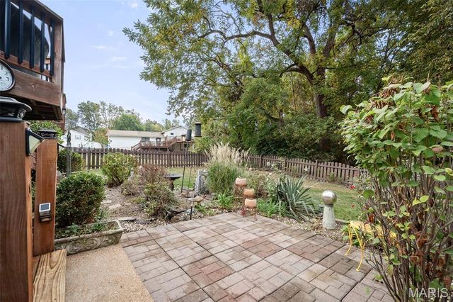 2150 Graystone Drive, St Charles, MO 63303