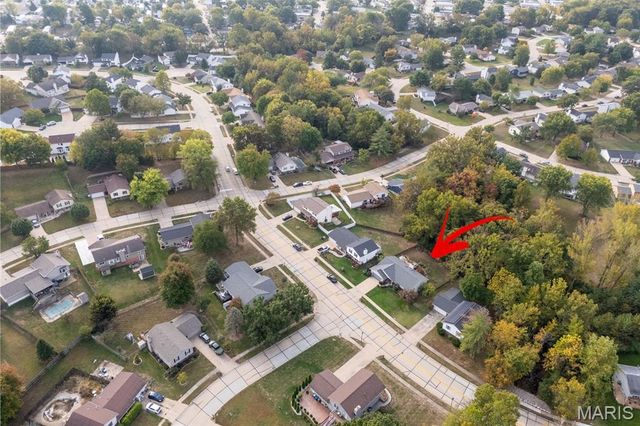 2150 Graystone Drive, St Charles, MO 63303