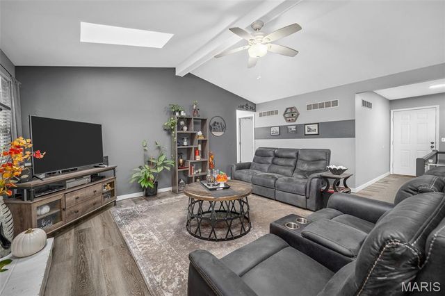 2150 Graystone Drive, St Charles, MO 63303