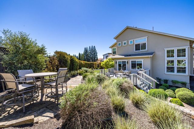 3726 Cannes Pl, Santa Rosa, CA 95403