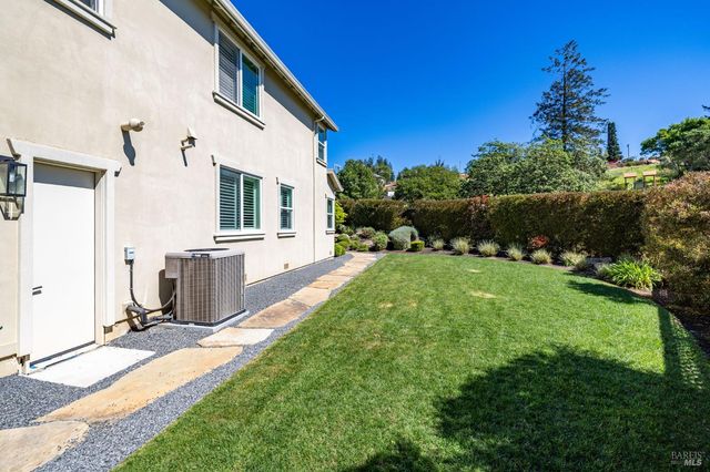 3726 Cannes Pl, Santa Rosa, CA 95403